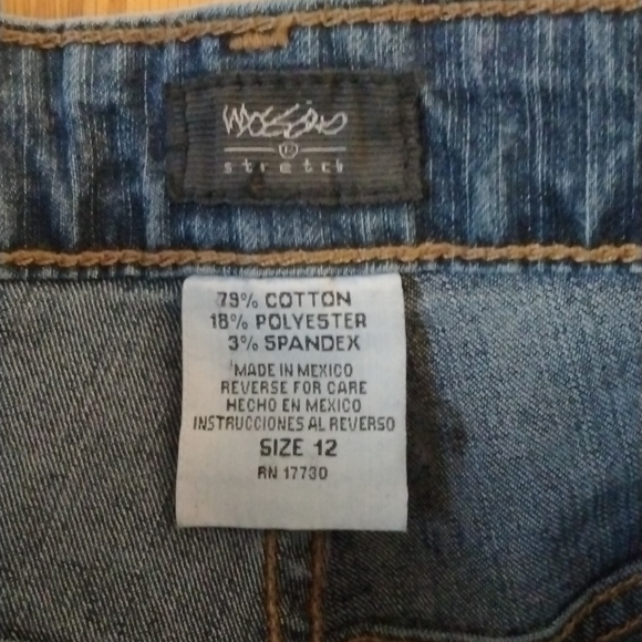 EUC Mossimo Boot Cut Stretch Jeans - Picture 5 of 8